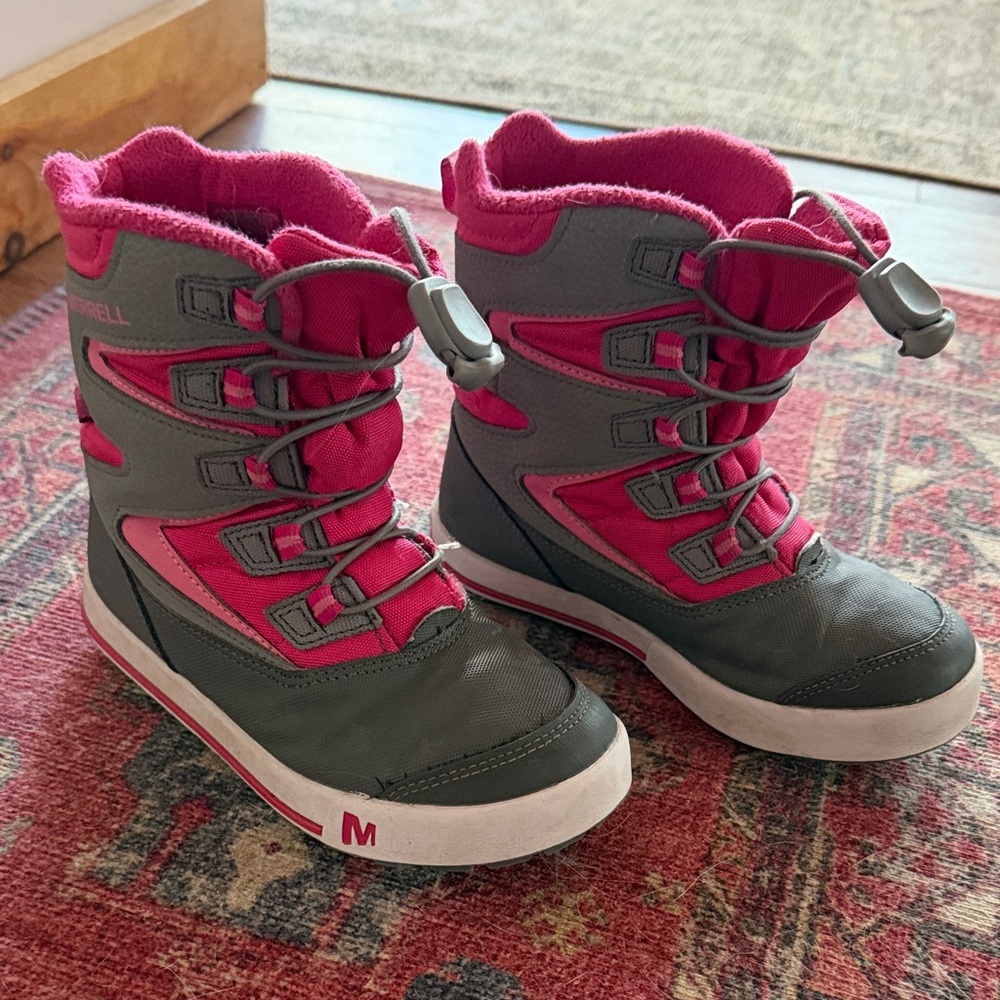 Merrell Kids' Fuchsia and Charcoal Snow Boots